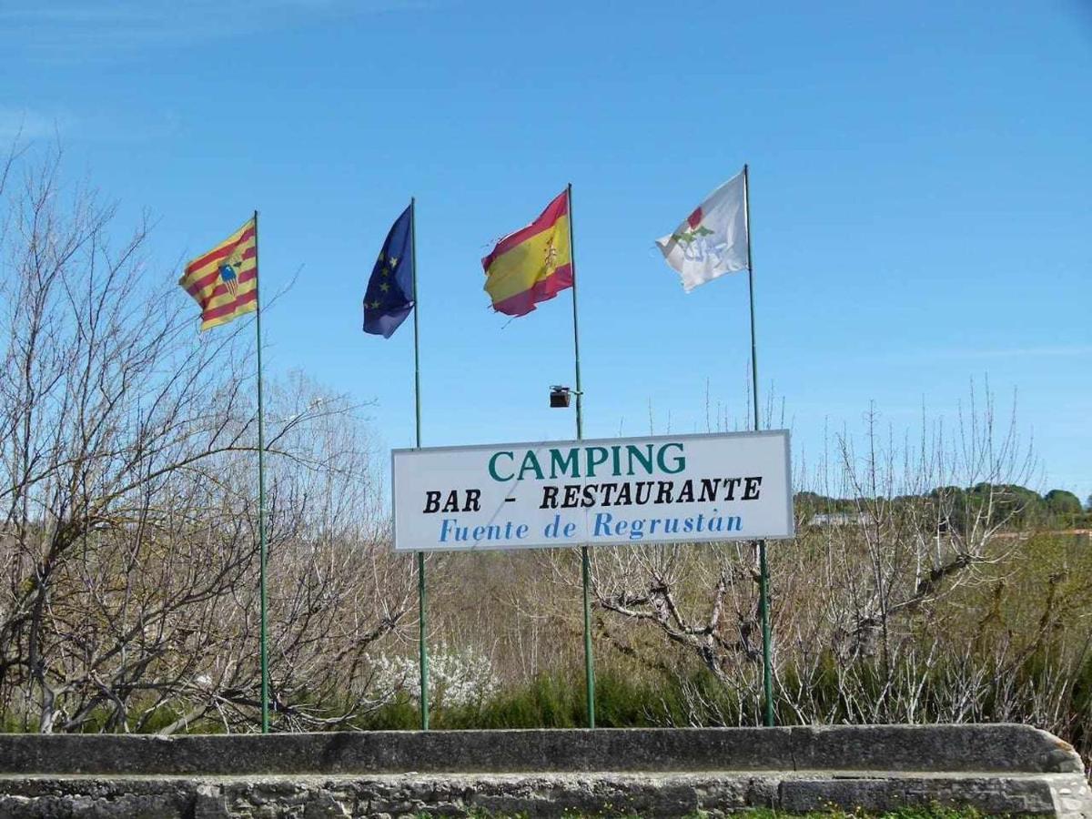 Bungalow & Camping Fuente De Regrustan Graus Luaran gambar