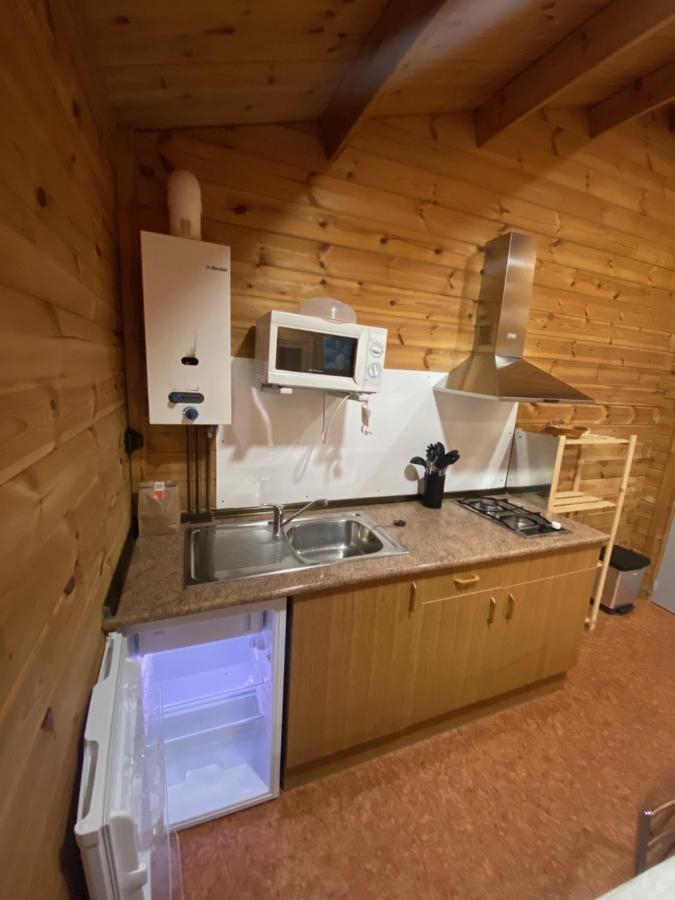 Bungalow & Camping Fuente De Regrustan Graus Luaran gambar